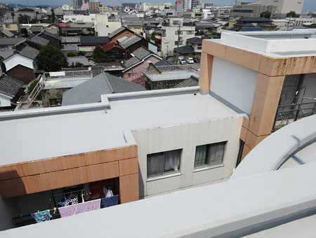 ハイツ屋上でのウレタン防水工事